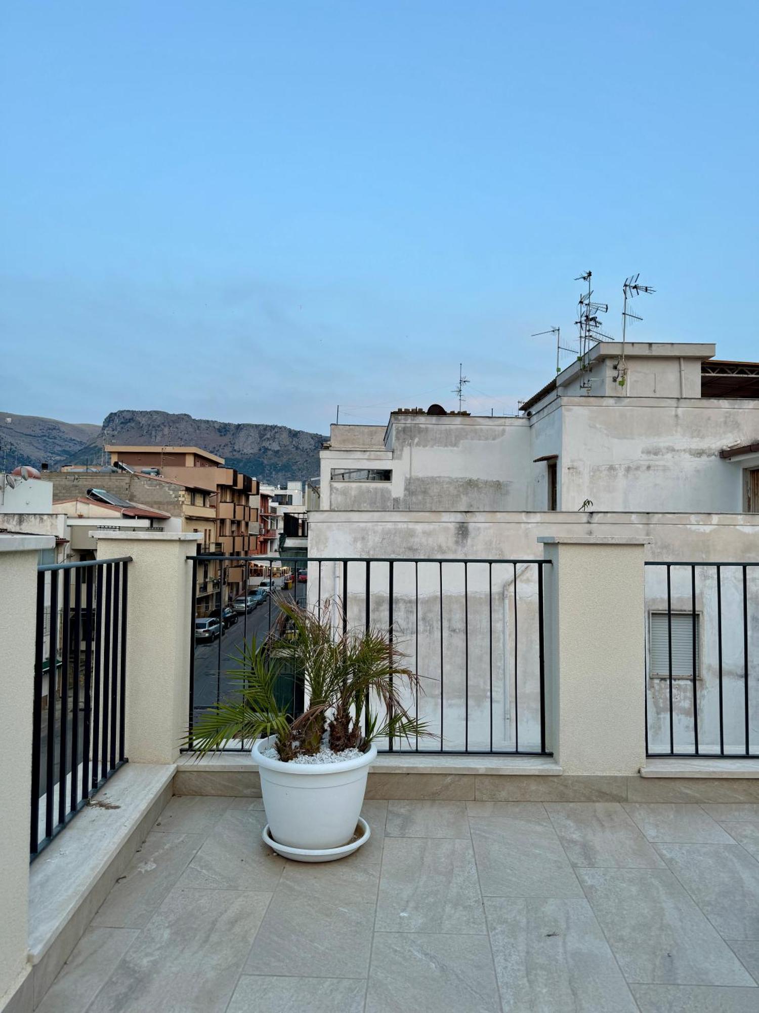 Terrasini Center Apartments Exterior foto
